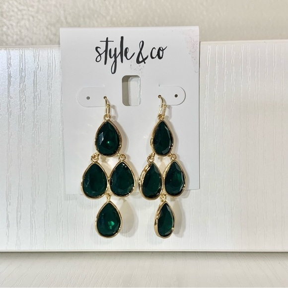 NWT Style & Co green drop earrings 💍💎👑💕 - Picture 2 of 9